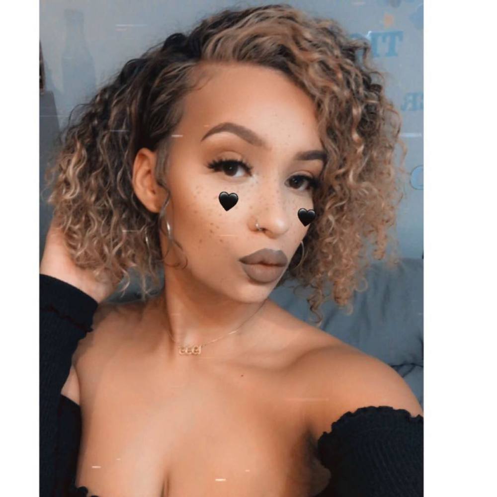 Meet your Posher, Mahalia